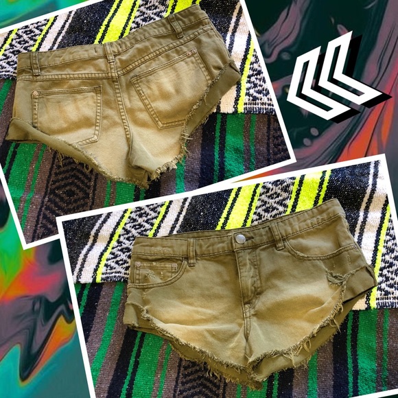 FP High Rise Irreplaceable Short Army Cutoffs - Picture 4 of 9